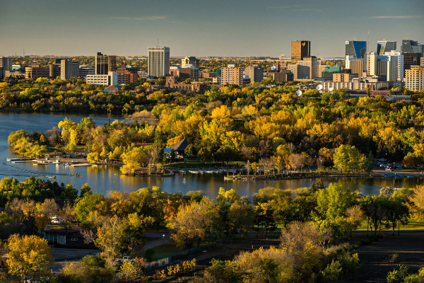 Regina skyline & Wascana Lake
